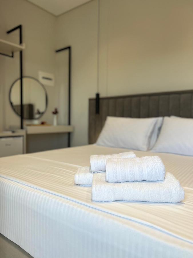 Astoria Hotell Sarandë