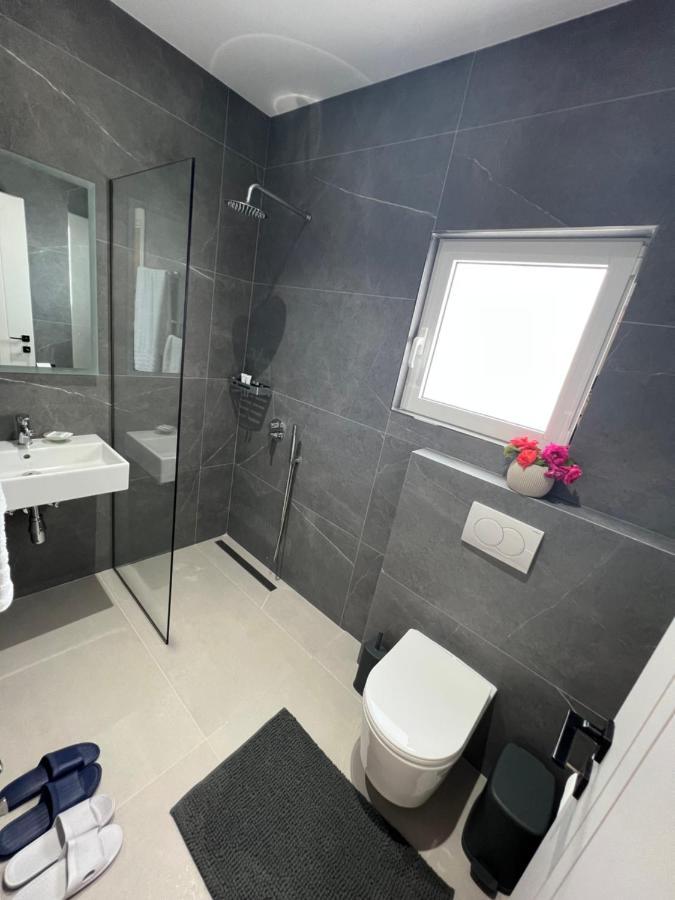 Hotell Astoria Sarandë
